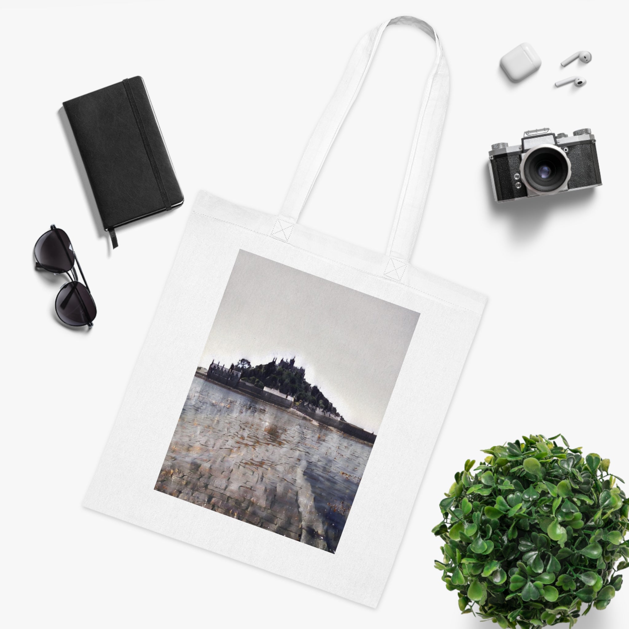 Reinforced double-stitched handles on St Michael's Mount Cornwall cotton tote