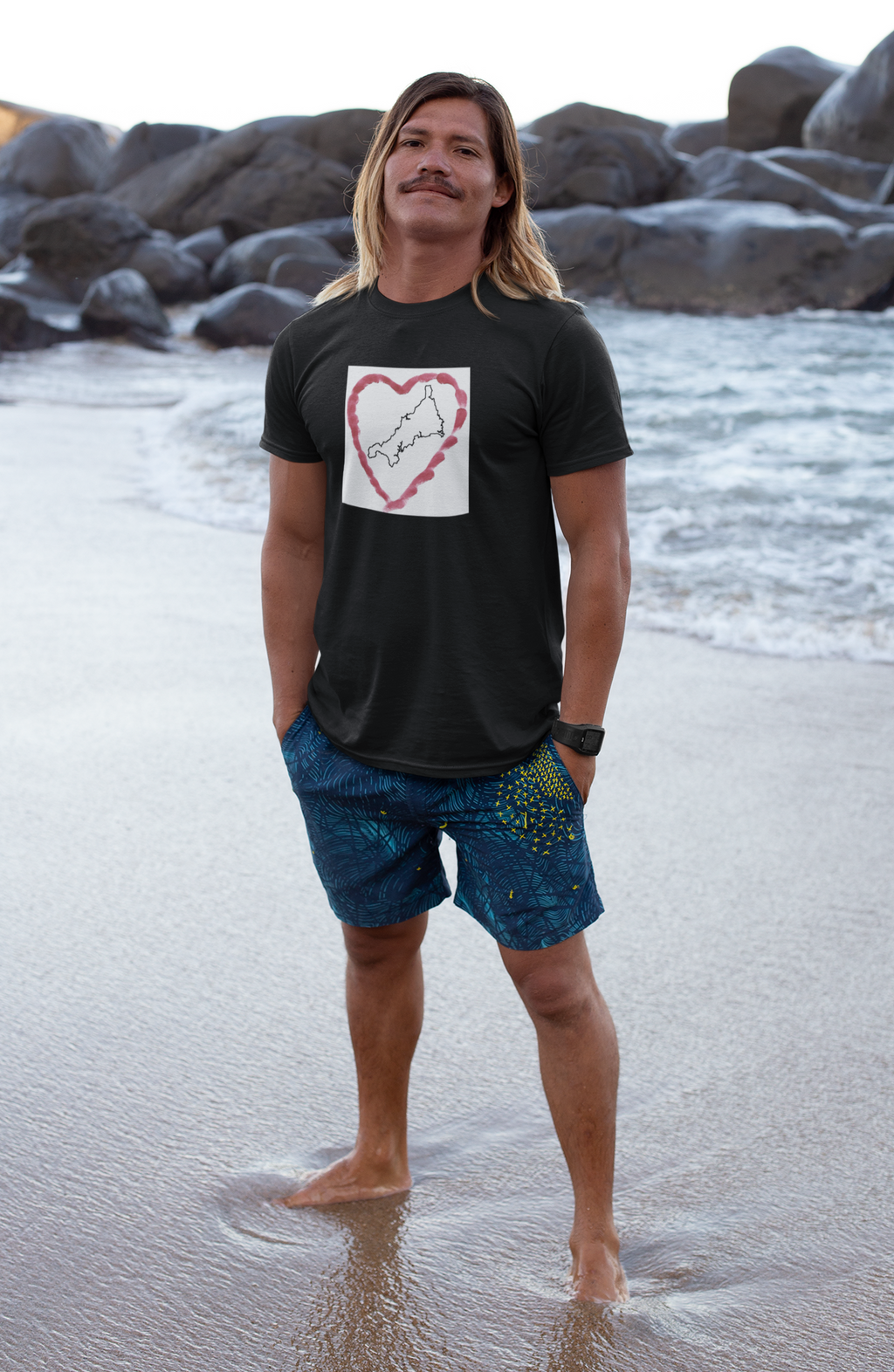 Vintage black Cornwall t-shirt with Kernow heart design — Cornish gift tee
